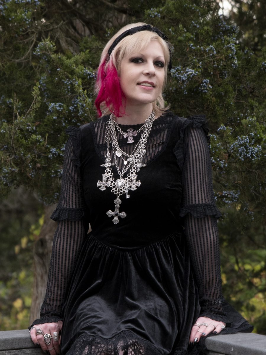 Siobhan Rozinski - K Bella Hair Studio & Spa stylist
