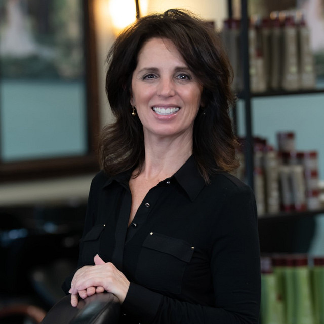 Angelina Smith | K Bella Stylist